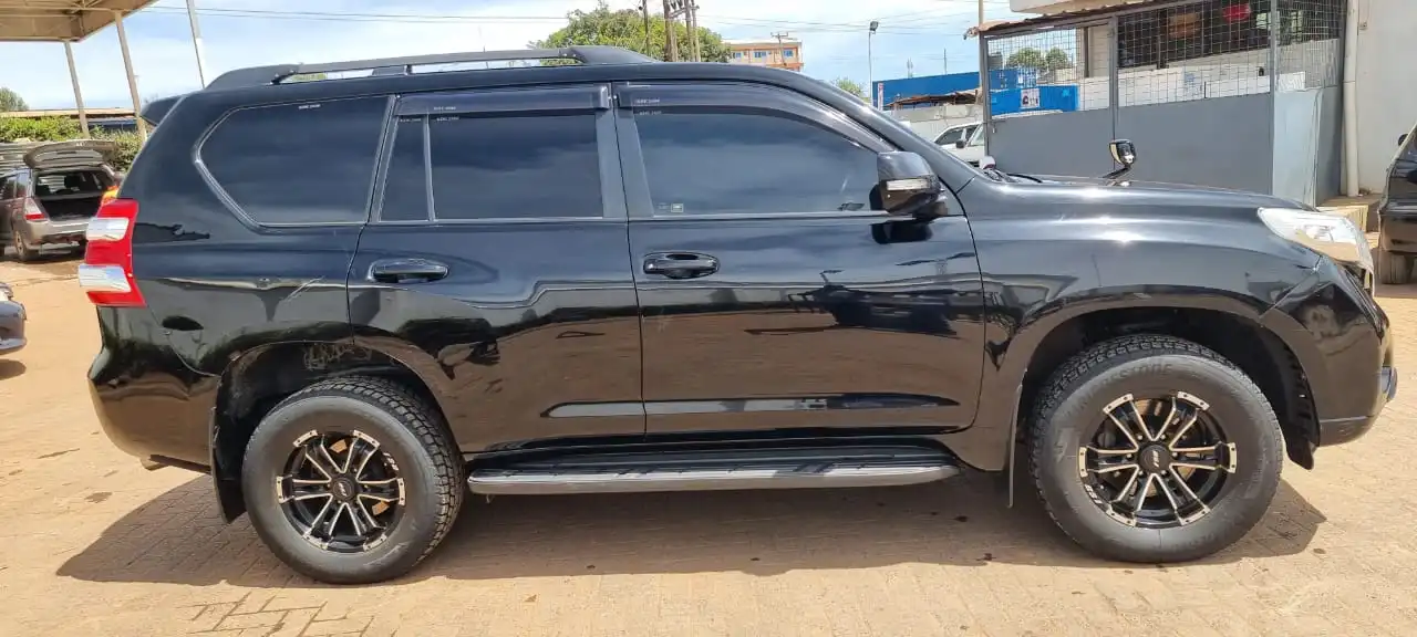 Toyota Prado TX for hire in Eldoret - Comfortable SUV rental
