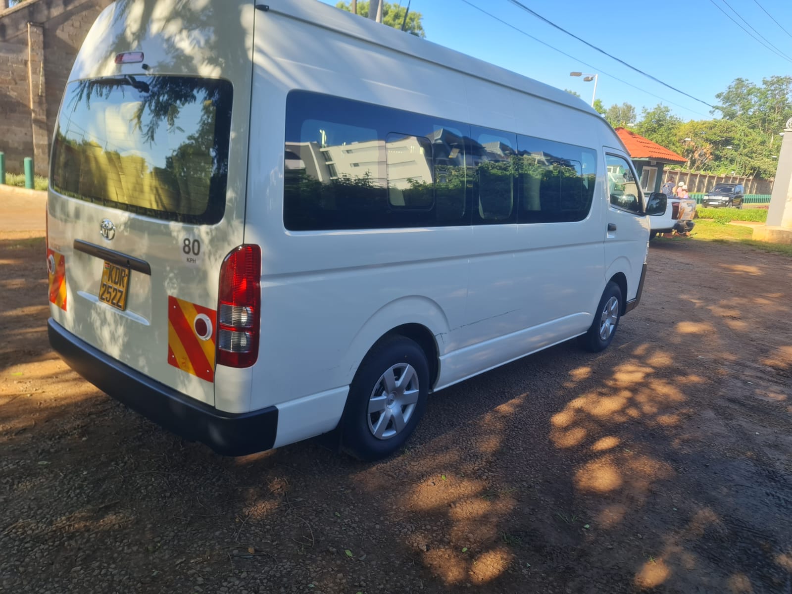 Reliable airport shuttle service in Eldoret with free pick-up and drop-off